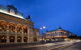 Bristol Hotel Vienna 5*